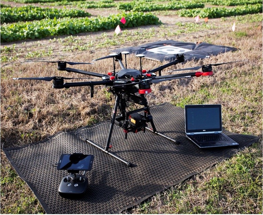 Assembly of multirotor UAVs